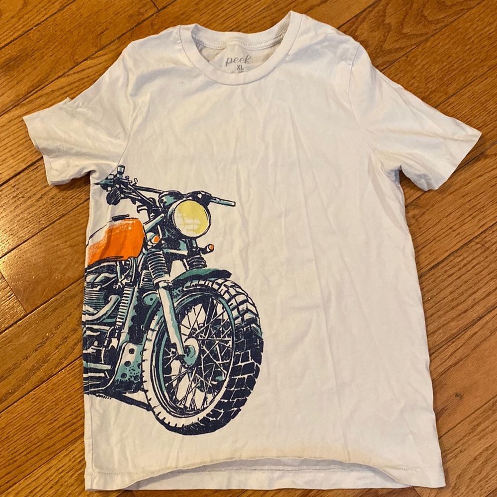 Peek T shirt